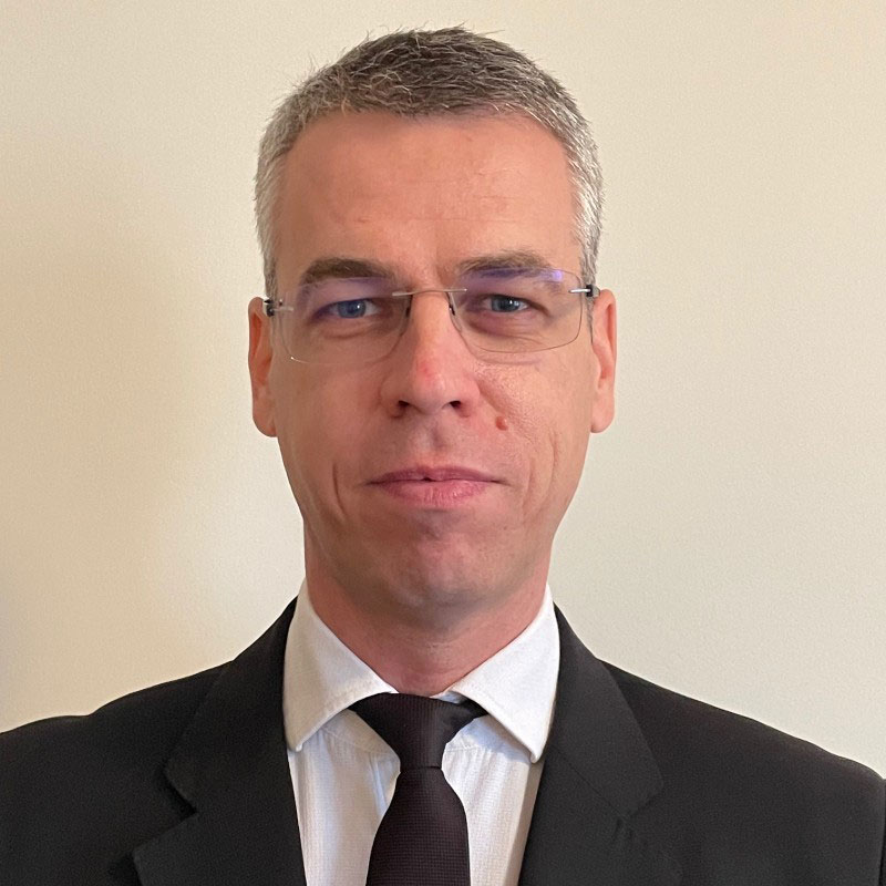 Simon Tamás